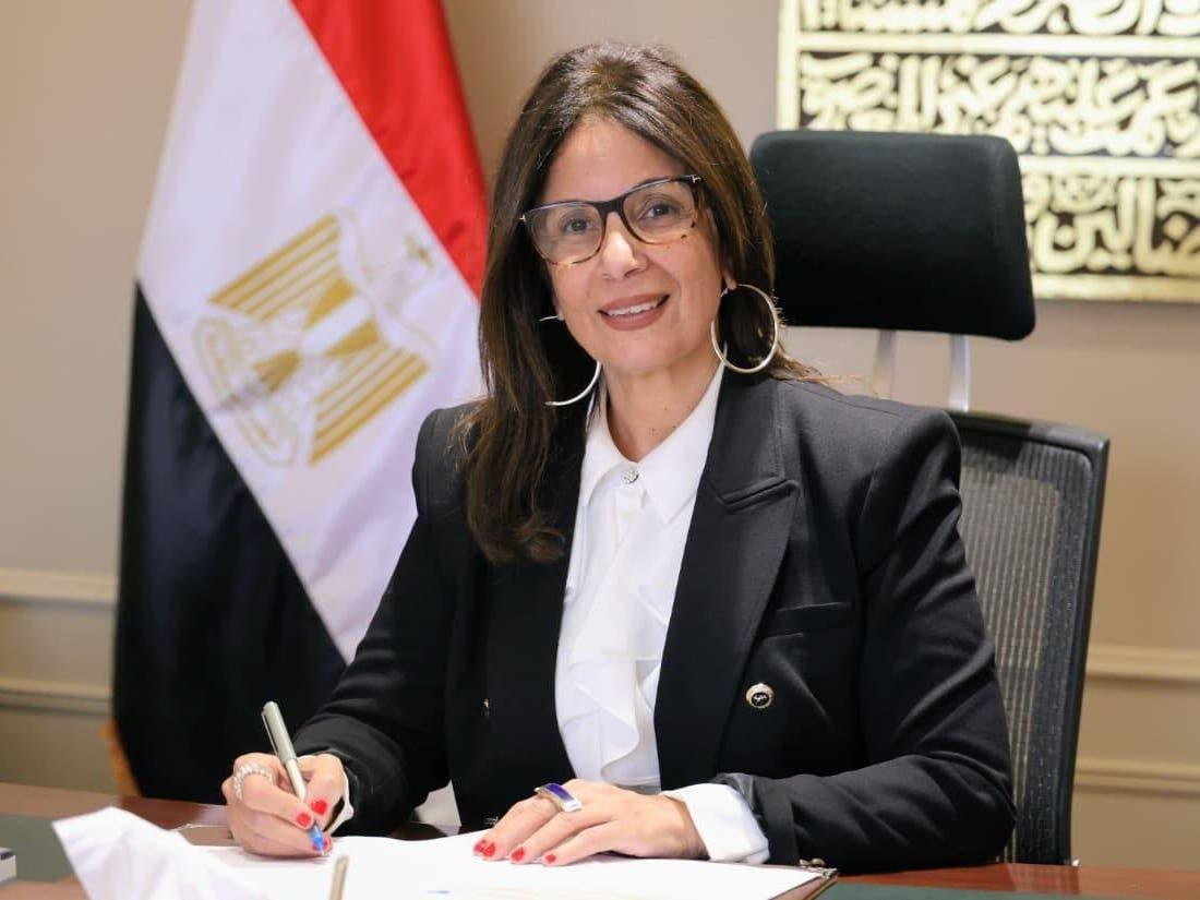 استقالة وزيرة الثقافة وقبولها رسميًا