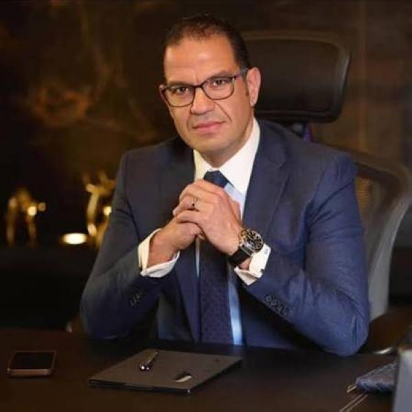 سيف الوزيري يتولى رئاسة المتحدة للخدمات الإعلامية