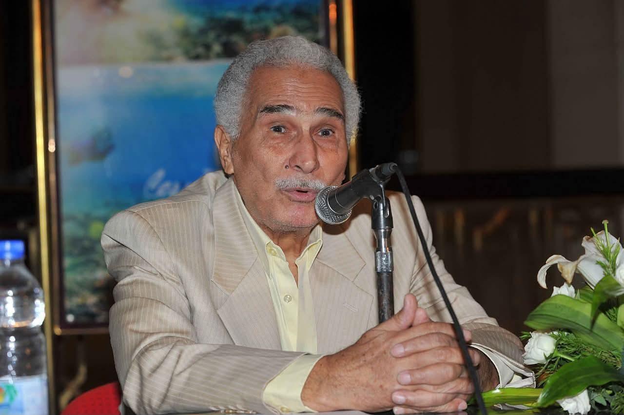 أحمد أبو زهرة ينفي رفض تكريم والده ب الثقافة