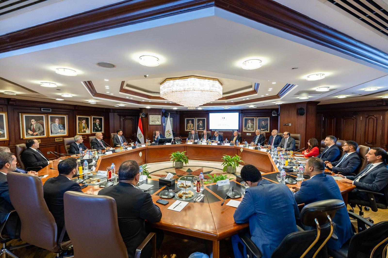 عودة المصانع المتعثرة للإنتاج … البنك المركزي و«الصناعة» يطلقان صندوقًا برأسمال مليار جنية