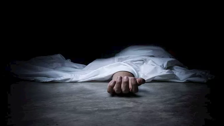 رائحة كريهة كشفت المستور.. العثور على جثة مسن داخل شقته بشبرا الخيمة