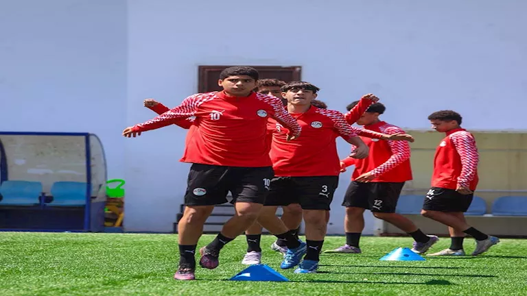 تضم 6 محترفين.. قائمة منتخب الناشئين استعدادا للسفر لسويسرا