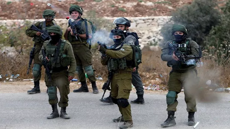 أحدهما طفل.. استشهاد فلسطينيين برصاص الاحتلال في الخليل بالضفة الغربية