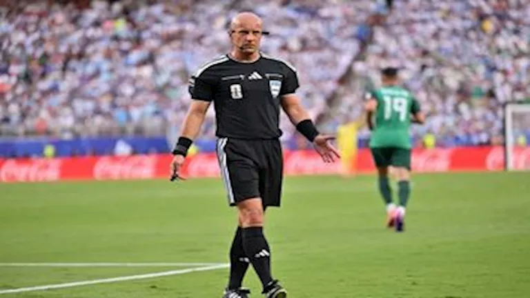 قاد نهائي الأهلي والزمالك في الكأس.. من هو حكم مباراة مصر وإيران؟