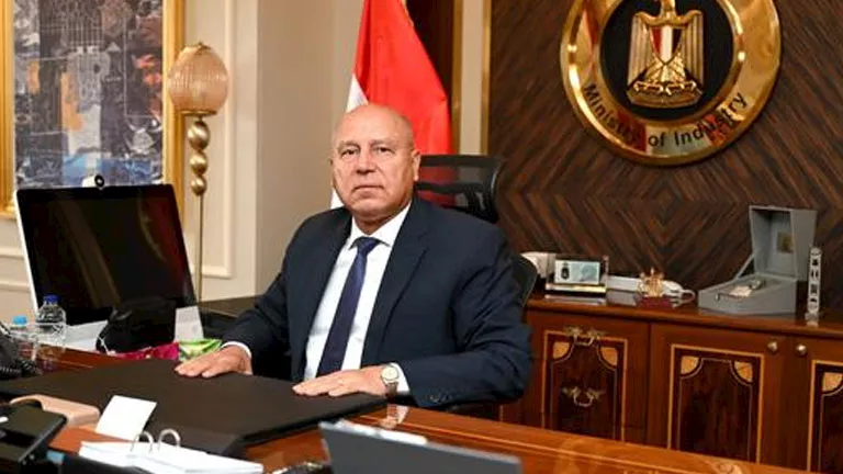 أول رد رسمي بشأن قلق إسرائيل من مشروعات التنمية بسيناء 