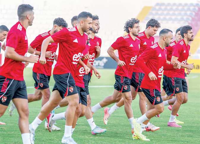 موعد مباراة الأهلي وسيراميكا والقنوات الناقلة والمعلق في كأس السوبر المصري