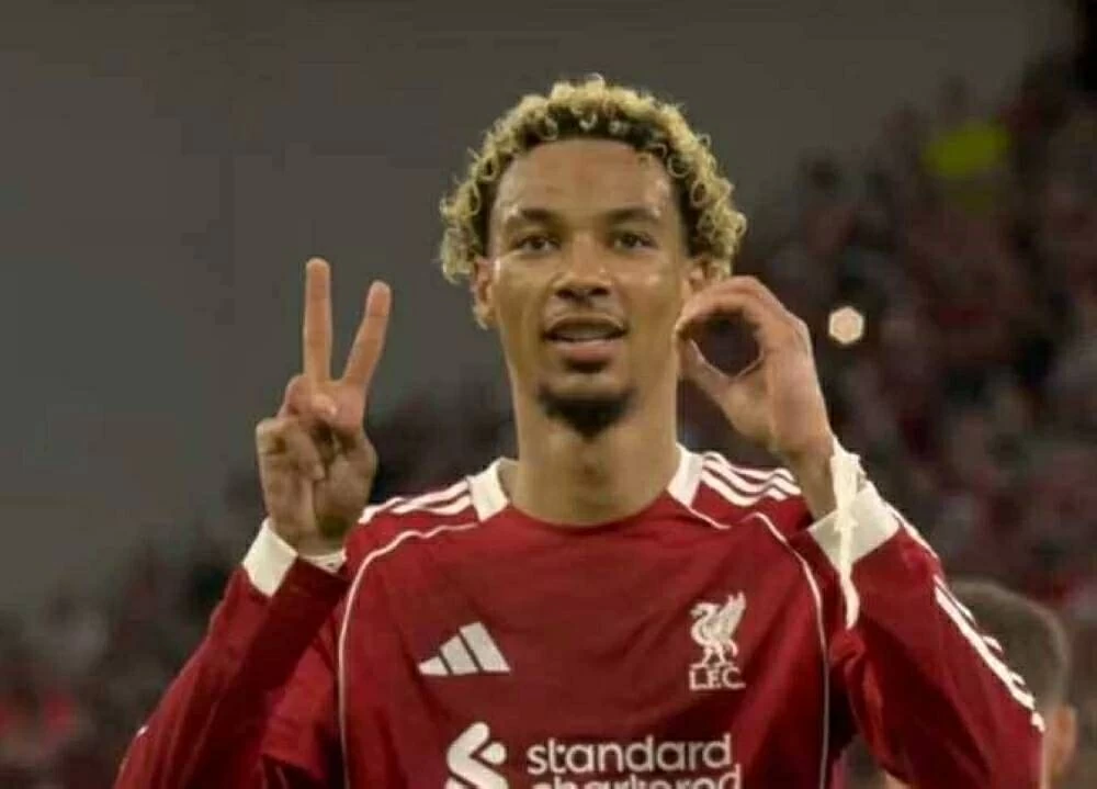 نتيجة مباراة ليفربول ضد ليدز يونايتد في الدوري الإنجليزي