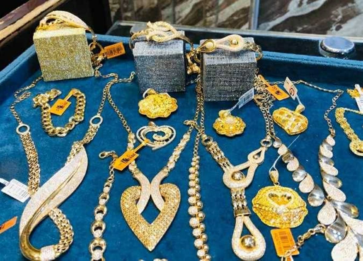 عيار 21 يتراجع 20 جنيهًا للبيع.. سعر الذهب اليوم الخميس 23-7-2026 في مصر