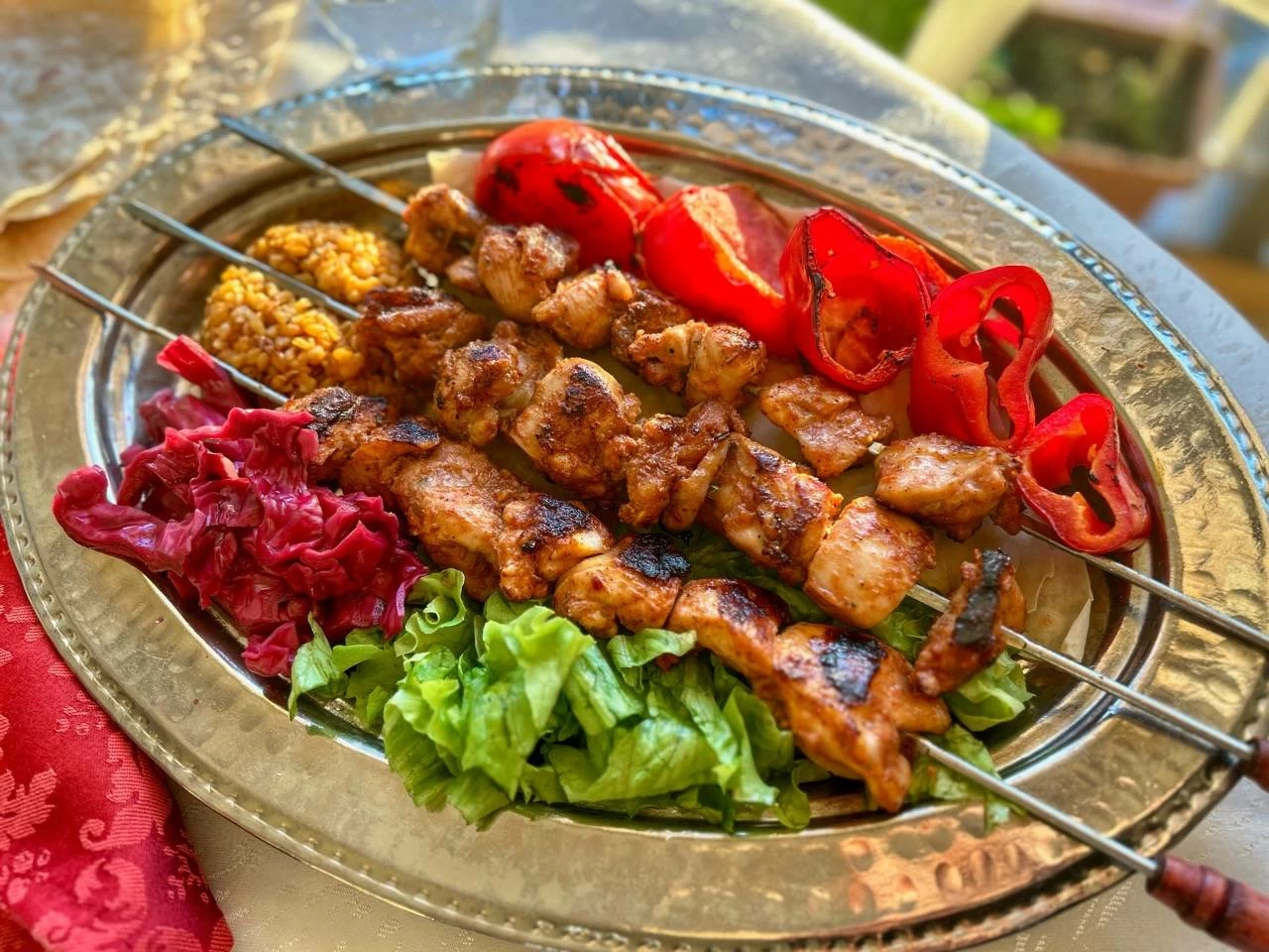«زهقتى من الشيش طاووق».. حضرى ألذ كباب دجاج تركى بأسهل طريقة (المكونات)