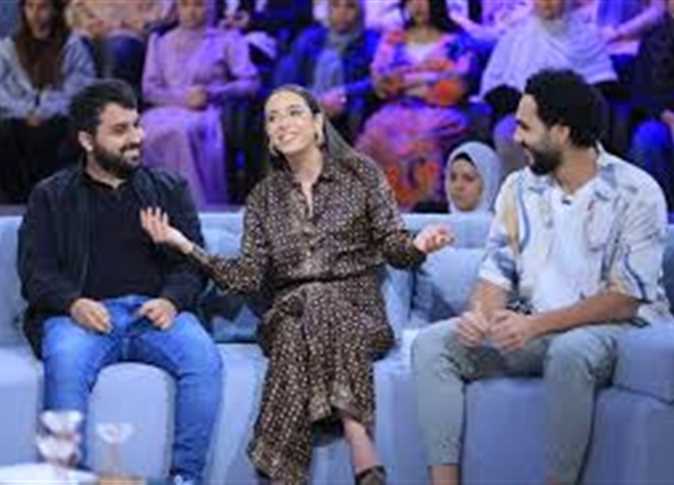 علاقة نور الشريف ومنى الشاذلي بفكرة «لحظة غضب».. مؤلف المسلسل يُجيب (فيديو)