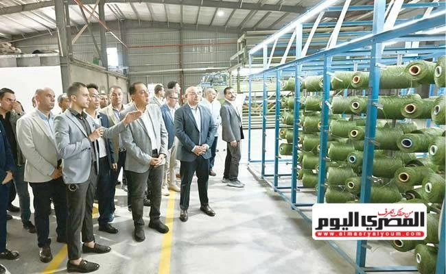«مدبولى» يفتتح 9 مشروعات صناعية جديدة بـ«اقتصادية القناة»