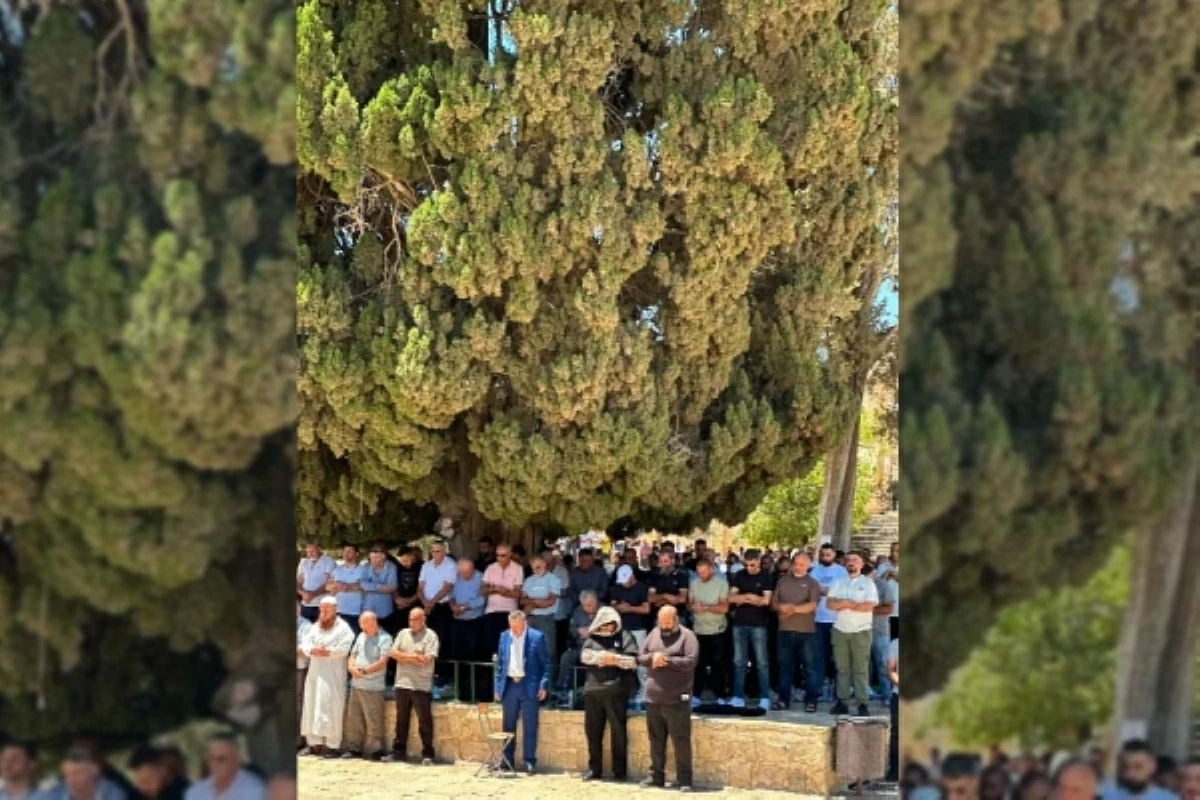 صلاة الجمعة في المسجد الأقصى المبارك رغم عراقيل الاحتلال