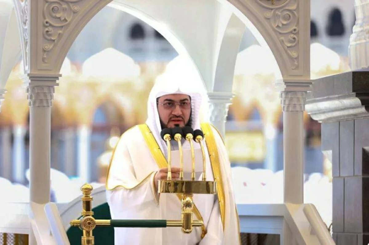خطيب المسجد الحرام: أَعظم مصائب المؤمن ليس فى نقصِ الأموال والأرزاق.. ويوضح ما هي المصيبة العظمى