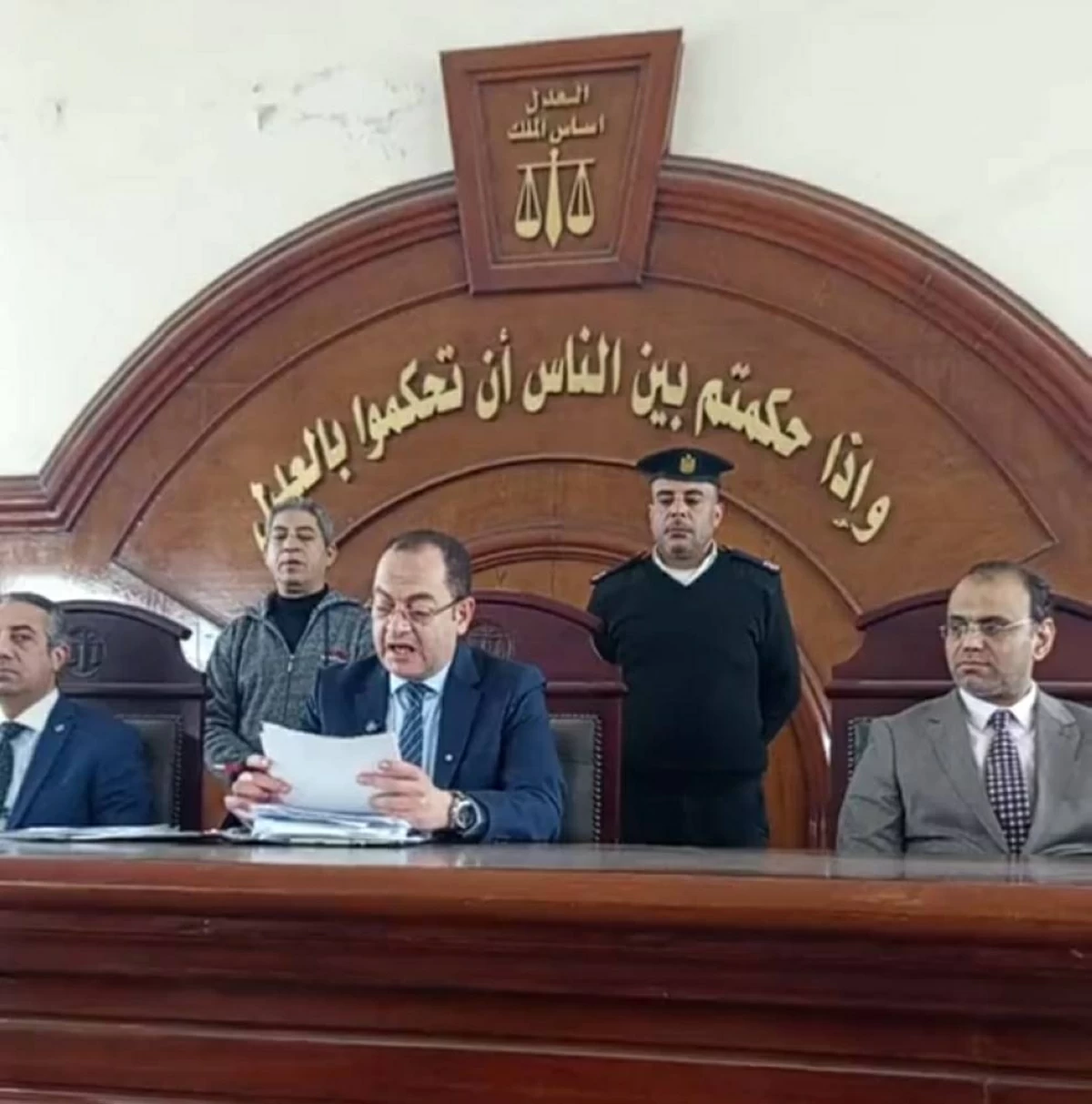 السجن المشدد 10 سنوات لمتهمين بتزوير 200 محرر عرفى لأسرة واحدة فى البحيرة
