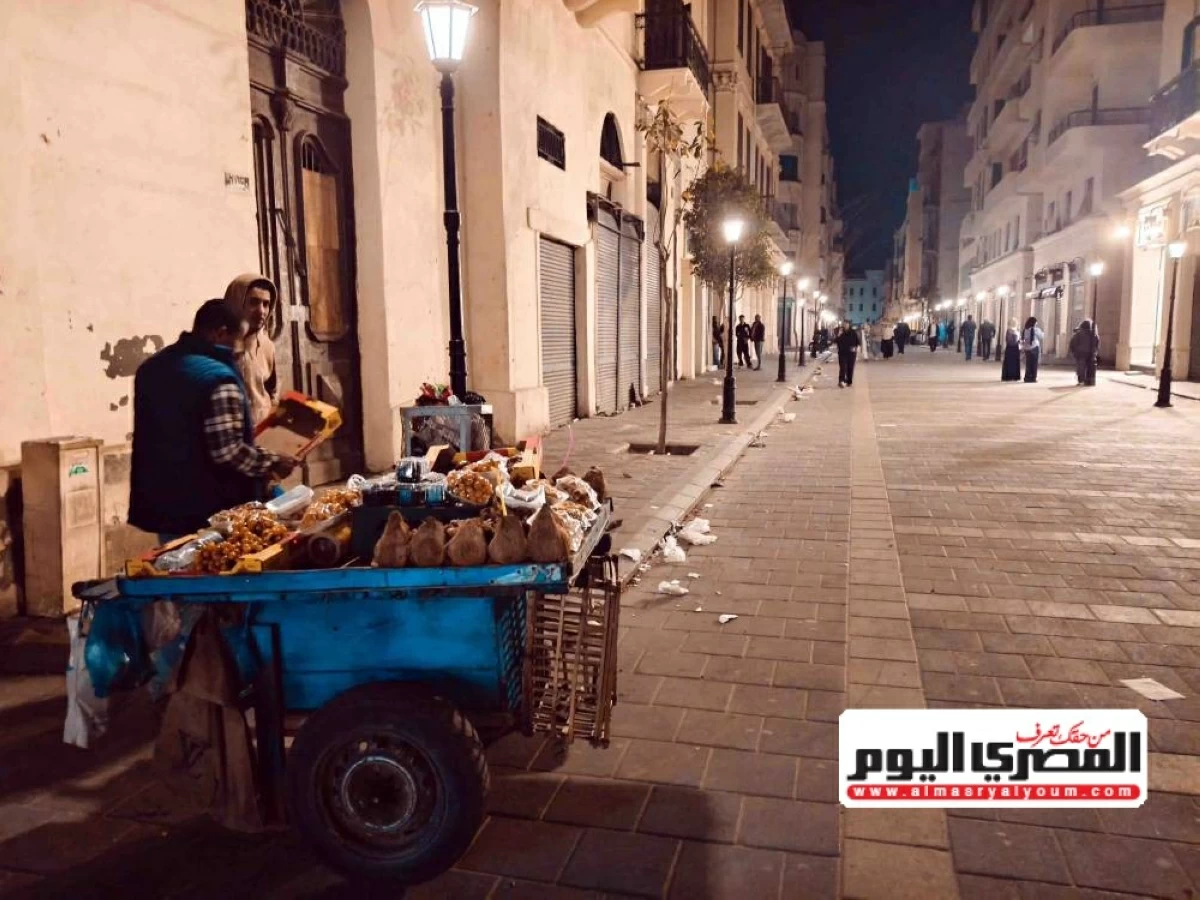بدءًا من اليوم.. غلق المحلات العامة والكافيهات والمطاعم 11 مساءً حتى نهاية أبريل