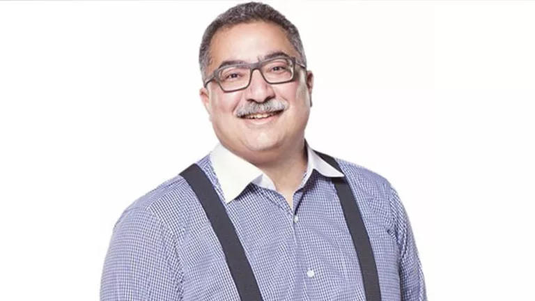 إبراهيم عيسى: حكومة مدبولي ترفضها كل الطبقات.. وتعتمد سياسة "اقترض ثم اقترض"