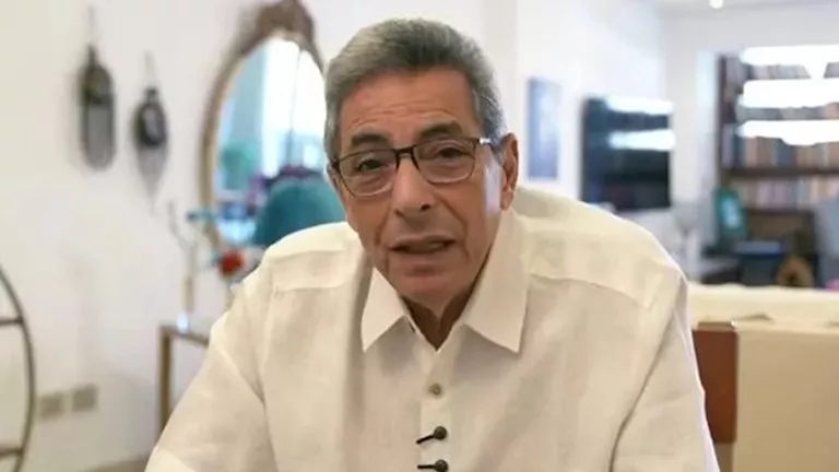 محمود سعد ينتقد منظومة التعليم: الذكاء الاصطناعي غيّر العالم وإحنا لسه بنتخانق على منهج سنة ثالثة
