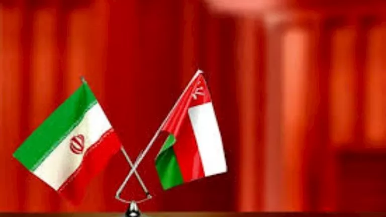 بعد اتفاق إيران وأمريكا.. مسقط وطهران ترسمان ملامح إدارة جديدة لمضيق هرمز
