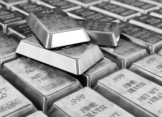 أسعار الفضة اليوم في حالة تذبذب.. شعبة الذهب تكشف الأسباب