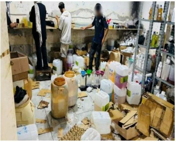 «الداخلية»: ضبط مصنع عطور غير مرخص بالنزهة