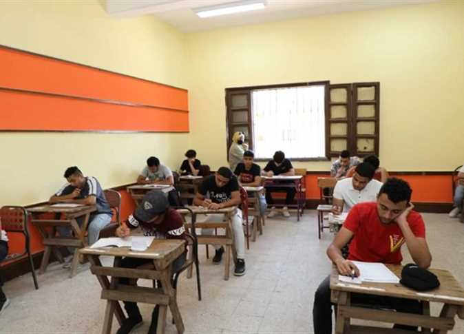 ينخفض درجة عن العام الماضي.. توقعات تنسيق الثانوية العامة 2024