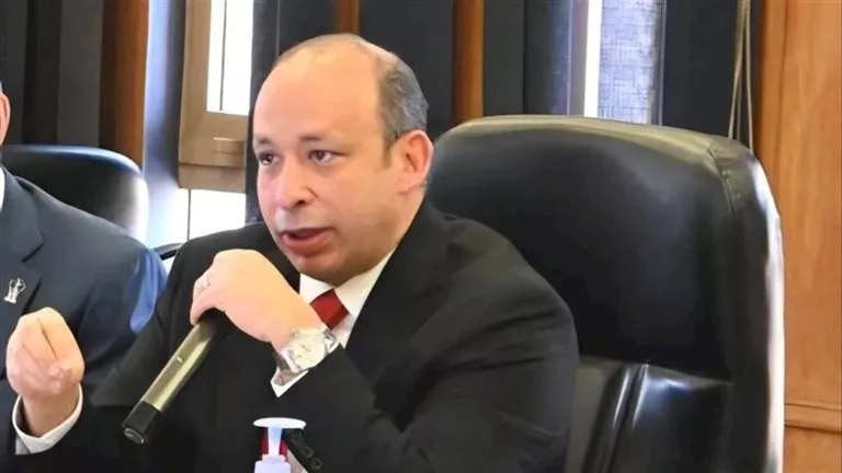 تفاصيل جلسة تعيين 188 طبيب مقيم بمستشفيات قصر العيني ومعهد الأورام 