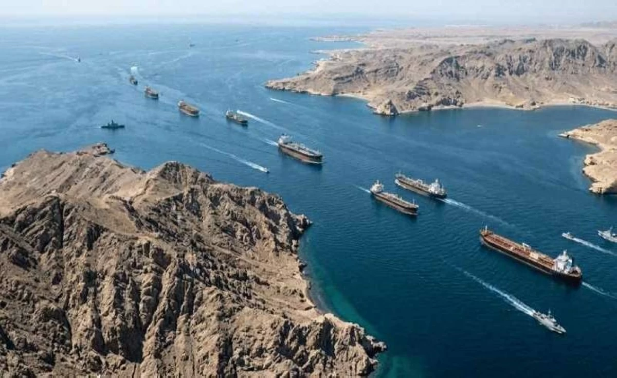 إيران: السماح لعدد محدود من السفن يوميًا بعبور مضيق هرمز
