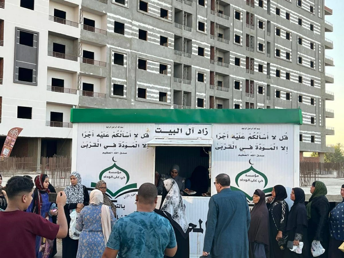 توزيع 1000 وجبة ساخنة يوميًا للأسر الأولى بالرعاية فى بنى سويف