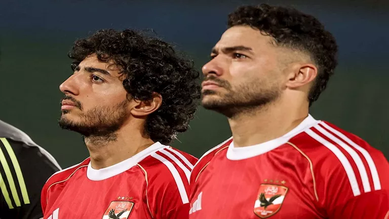 لماذا طلب ياسر إبراهيم الجلوس مع عموتة قبل مباراة سموحة؟ تفاصيل