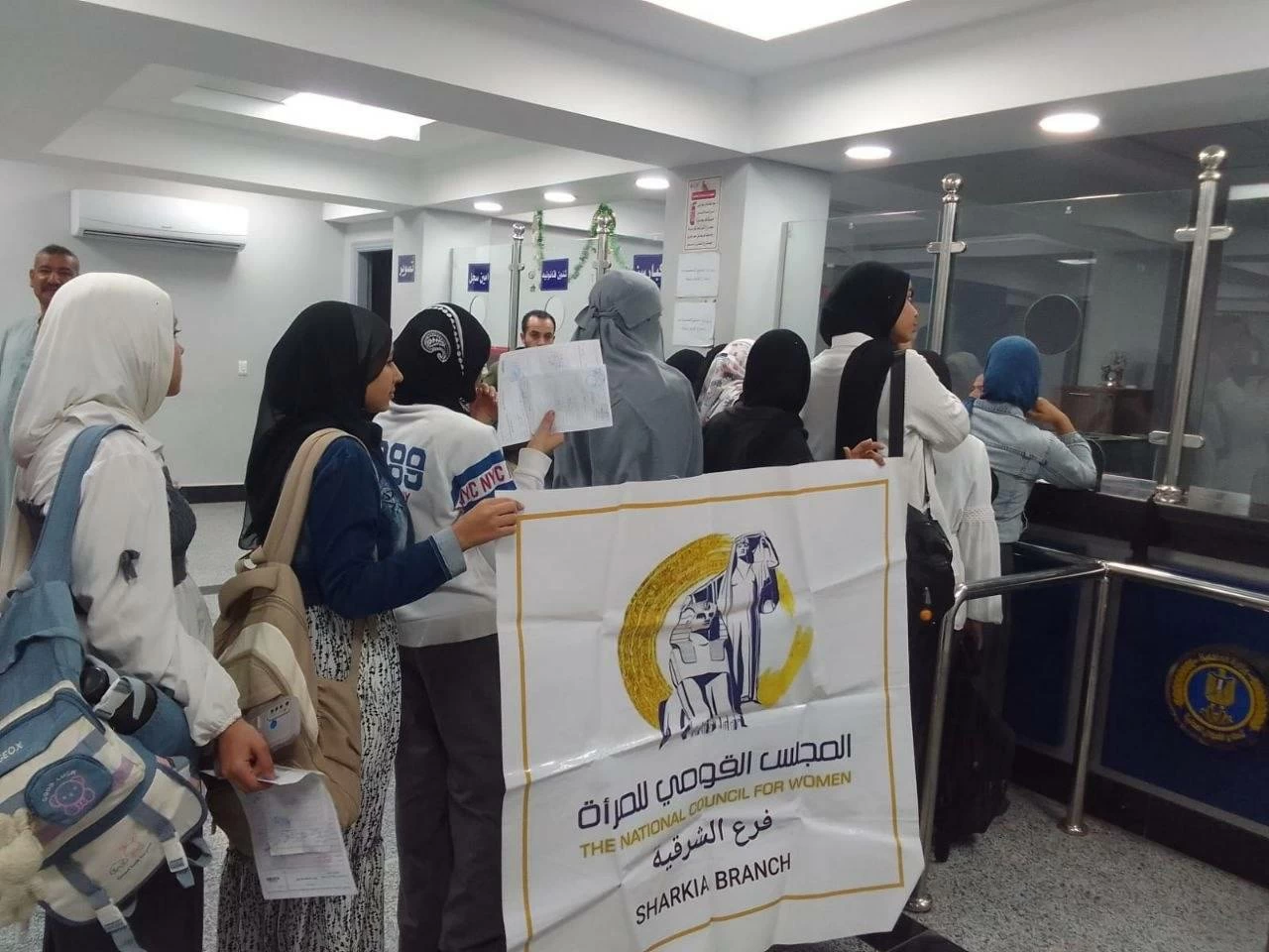 «قومى المرأة بالشرقية»: استخراج 9500 بطاقة رقم قومى بالمجان للسيدات والفتيات المستحقات 
